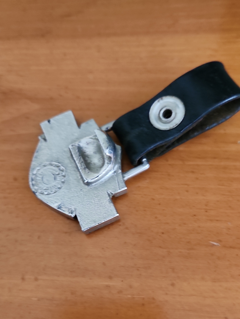 Harley-Davidson Black & Silver Logo Keychain/ Bottle Opener - Picture 2 of 5